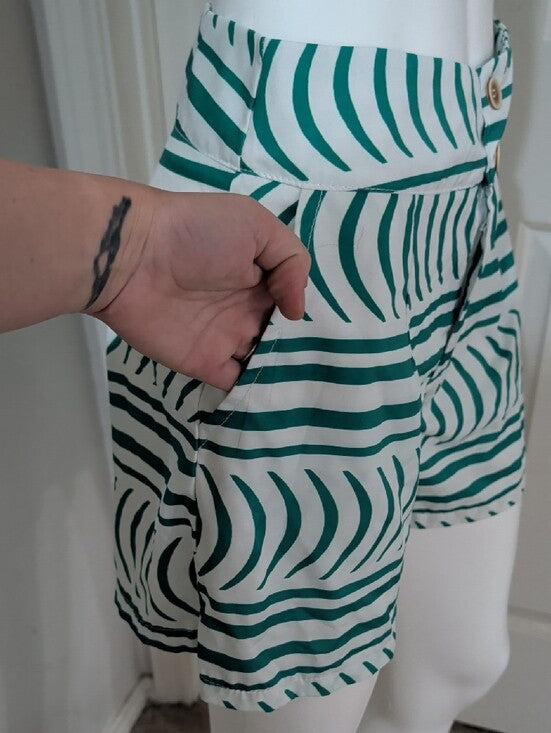High-Waist Green & White Striped Women’s Shorts M/L
