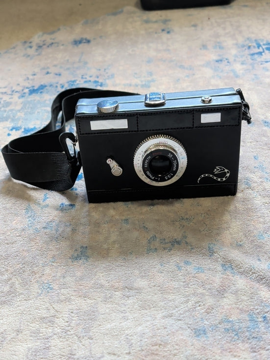Vintage-Style Black Compact Film Camera Purse with Shoulder Strap - Lydia Camera Crossbag