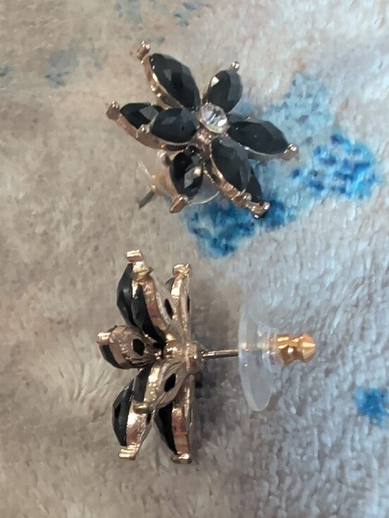 VTG Black Floral Crystal Stud Earrings - Retro Costume Jewelry MCM