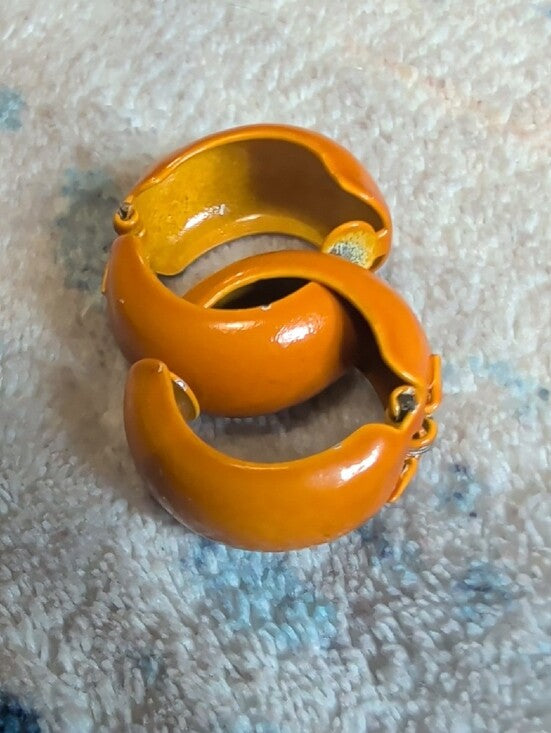VTG Burnt Orange Hoop Clip-On Earrings - Retro Costume Jewelry MCM