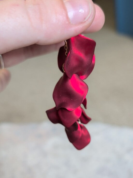 VTG Red Floral Petal Drop Earrings - Retro Lightweight Statement Costume Jewelry