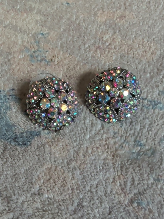 VTG Aurora Crystal Dome Stud Earrings - Iridescent Sparkle MCM Costume Jewelry