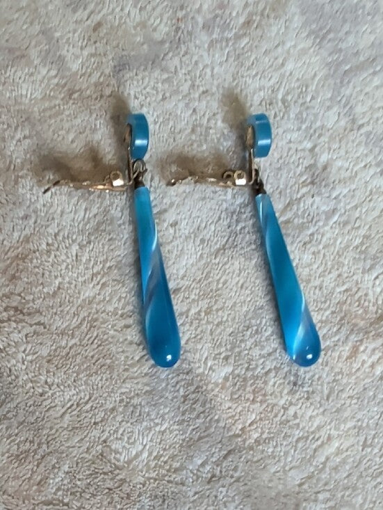 Retro MCM Blue Teardrop Dangle Clip-On Drop Earrings -Women's Costume Jewelry Vintage