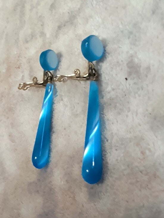 Retro MCM Blue Teardrop Dangle Clip-On Drop Earrings -Women's Costume Jewelry Vintage