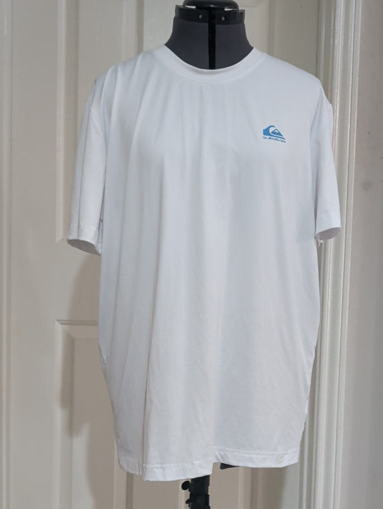 Quiksilver White Short Sleeve Performance Crew Tee with Blue Logo Men's Large