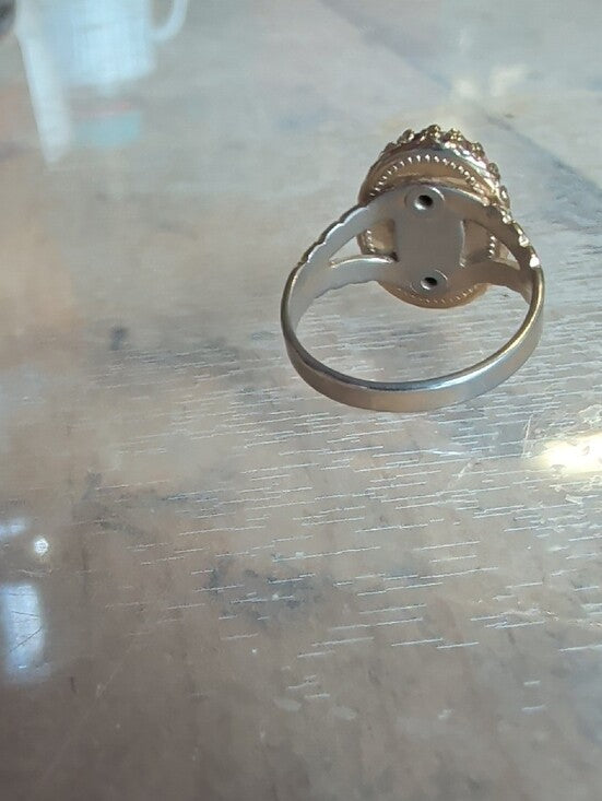 Vintage Gold-Tone Ring with Sparkling Pink Drusy Stone Retro Costume Jewelry