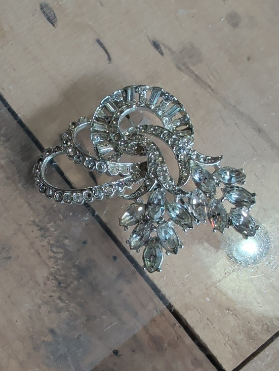 Vintage Crystal Art Deco Silver-Tone Brooch - MCM Costume Jewelry