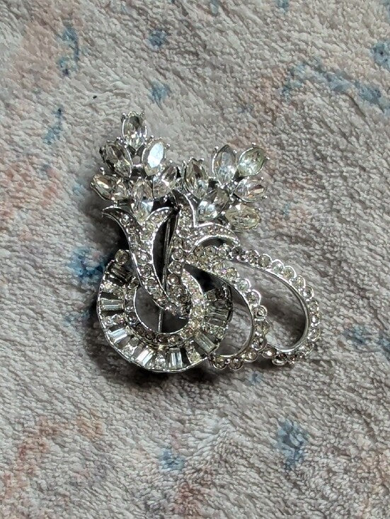 Vintage Crystal Art Deco Silver-Tone Brooch - MCM Costume Jewelry