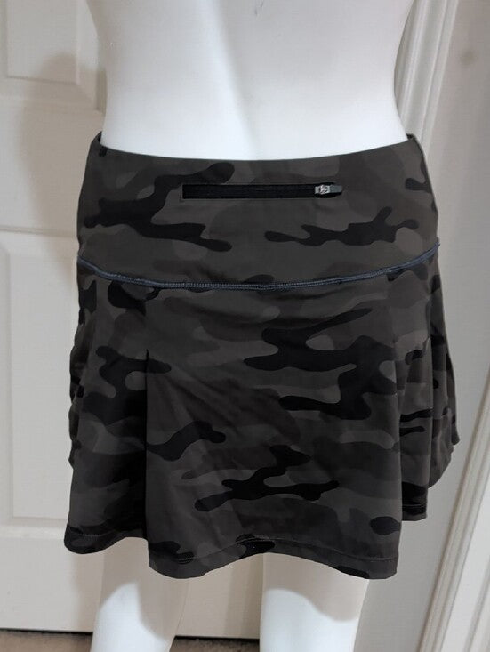 Soothfeel Green Camo Athletic Mini Skort Women's Small