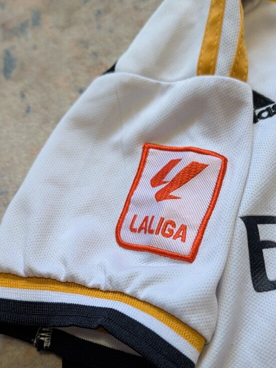 Adidas Real Madrid Kids Home Jersey - White/Gold Youth Small (YS)/22