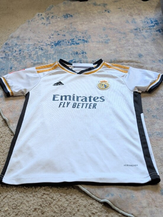 Adidas Real Madrid Kids Home Jersey - White/Gold Youth Small (YS)/22