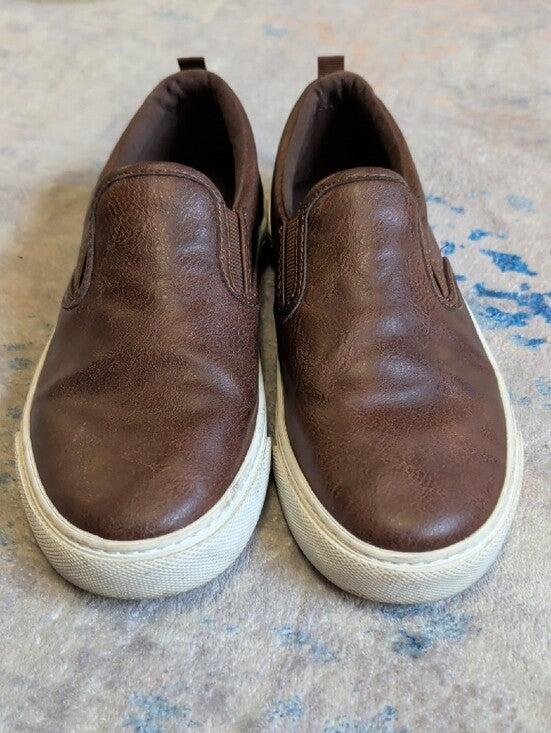 Old Navy Brown Slip-On Leather Loafers with White Soles Boys Size 4, EU 23