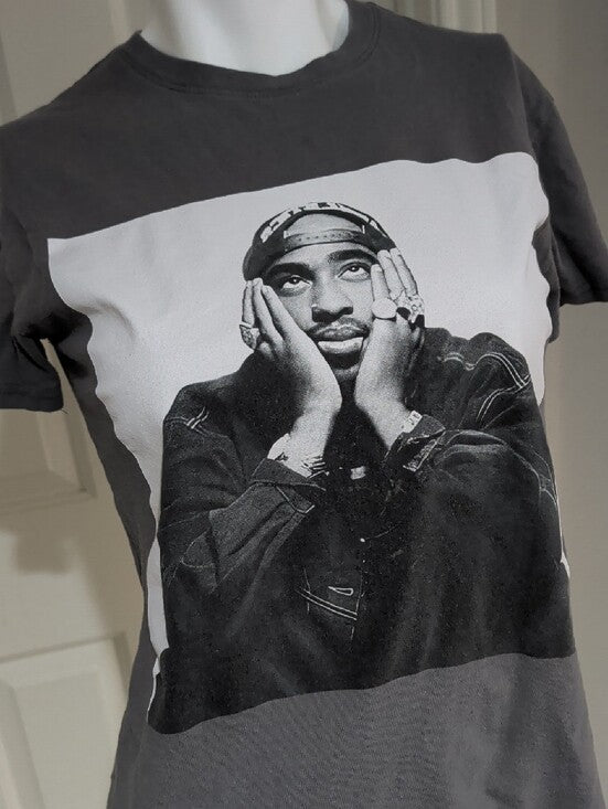Retro Tupac Shakur Short-Sleeve Graphic Tee in Charcoal Gray Women's XS Vintage