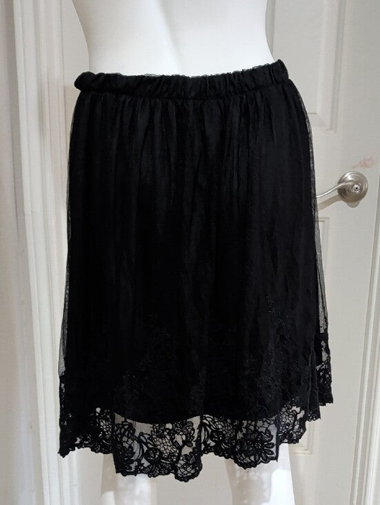 Bobeau Black Lace-Trim A-Line Midi Skirt Women's Medium