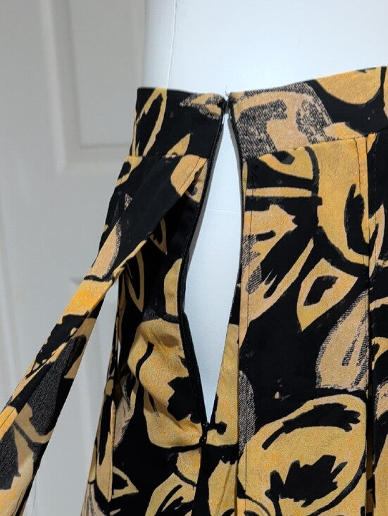 Who What Wear Black & Gold Floral Circle Skirt Cut-Out Pleaded Panels Women's 4