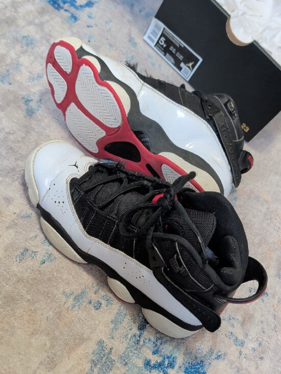 Jordan Boys 6 Rings Shoes (GS) Size 5Y/7T Black Red White Nike Basketball High-Tops 2008