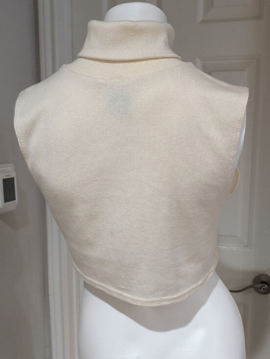 White Stag Sleeveless Turtleneck Crop Top in Cream Women's L/XL