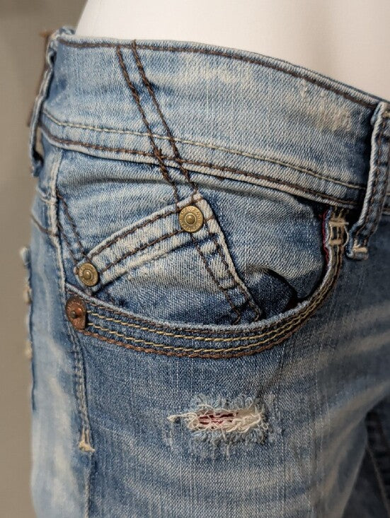 Retro Seven7 Jeans Light Blue Distressed Denim Bermuda Shorts Women's 4 Y2K