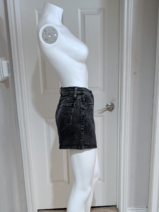SO Eco Friendly Cotton Washed Black High-Rise Jean Shorts Women's 5/27W