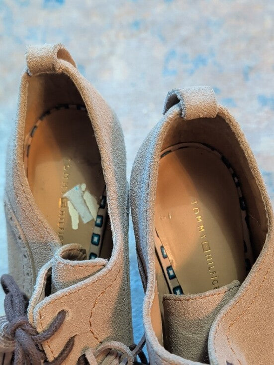 Tommy Hilfiger Women’s Taupe Suede Lace-Up Tassel Heels 6M