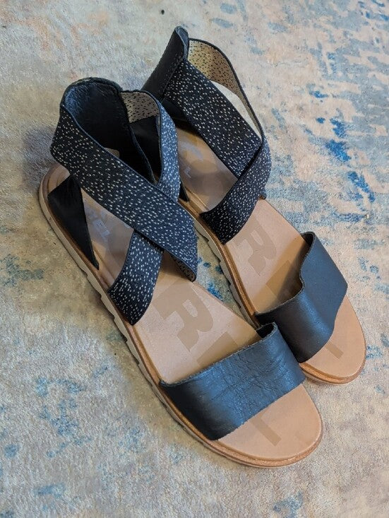 Sorel Navy Blue Crisscross Elastic Strap Sandals Women's 9 US