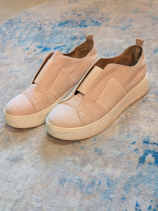 Steve Madden Slip-On Platform Sneakers in Blush Pink Women's 7
