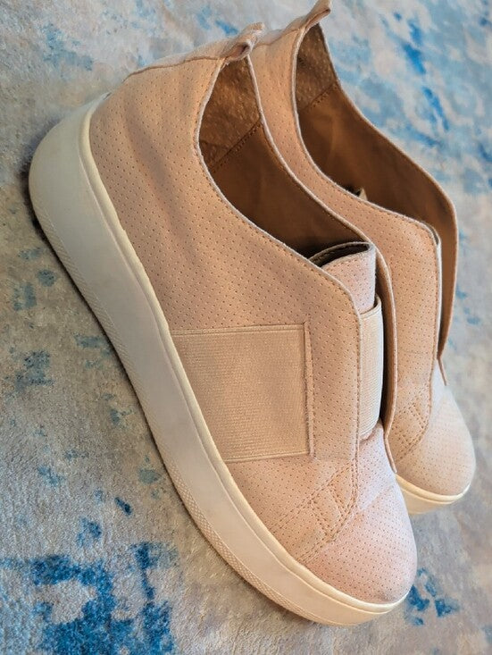 Steve Madden Slip-On Platform Sneakers in Blush Pink Women's 7