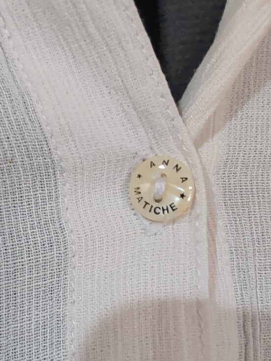 Vintage Y2K/Retro Anna Matiche Cream Embroidered Western Button-Down – Unisex / Fits Men's Medium