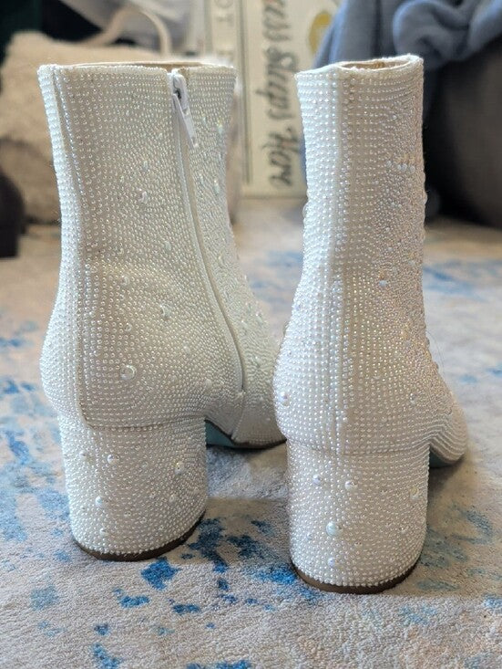 Betsey Johnson Pearl-Embellished White Ankle Booties with Block Heel Women's 6.5