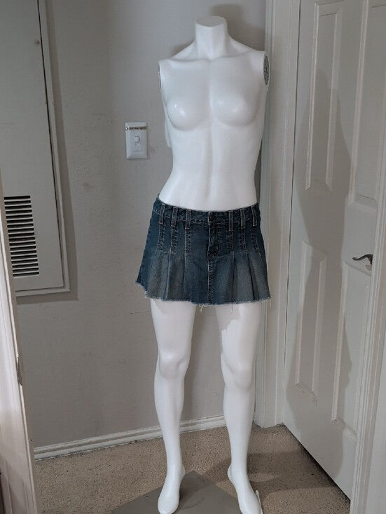London Jean Y2K Dark Wash Denim Pleated Mini Skirt Women's 6 2007 Release