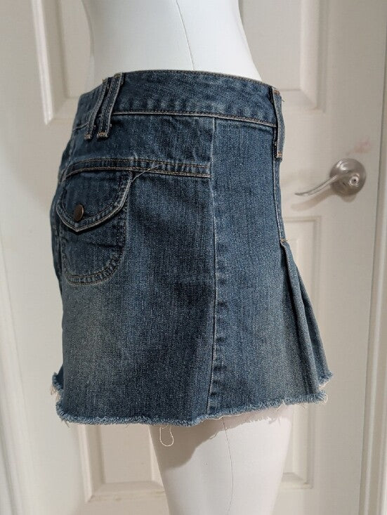 London Jean Y2K Dark Wash Denim Pleated Mini Skirt Women's 6 2007 Release