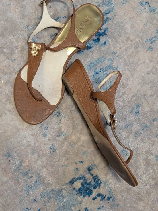 MICHAEL Michael Kors Brown Leather T-Strap Platform Sandals w/ Gold Hardware 10M