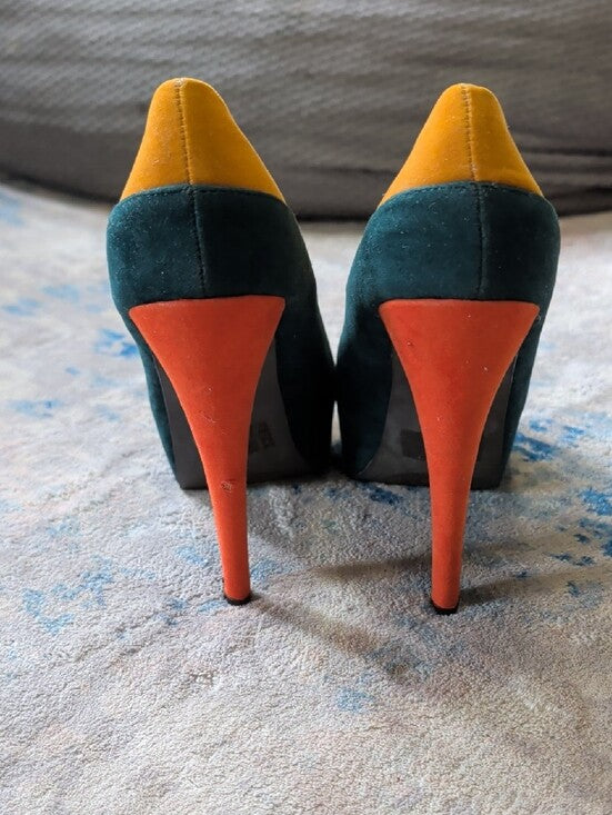 VTG Qupid Yellow & Dark Green Colorblock High Heel Pumps with Coral Heel Women's 7