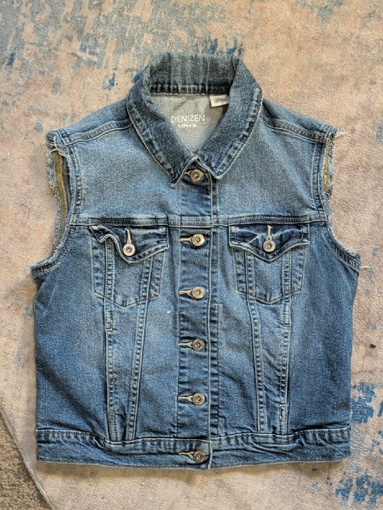 Levi's Denizen Blue Sleeveless Denim Vest Women's Medium With Pockets