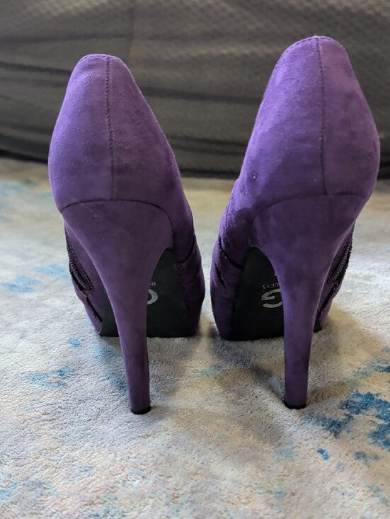 Guess Purple Suede Ruched Ankle Heeled Booties Women's 7.5 US