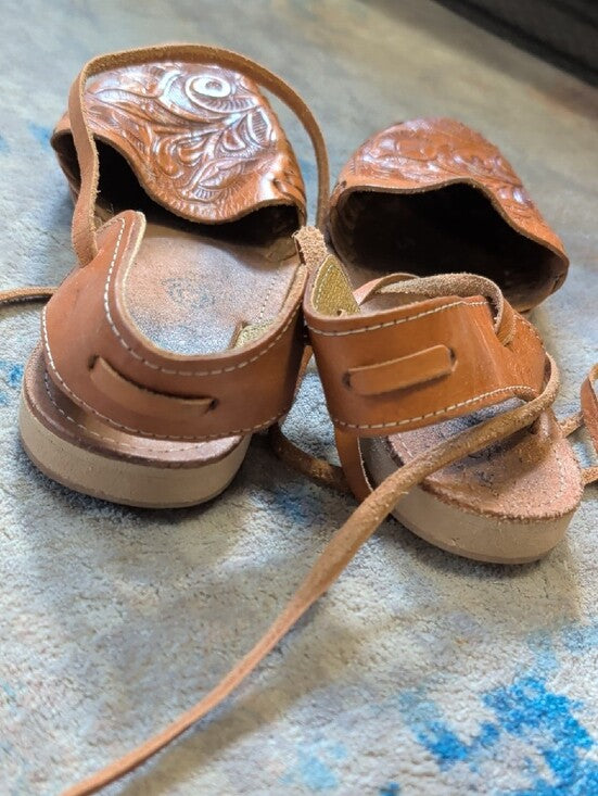 Women’s Tan Leather Lace-Up Huarache Sandals