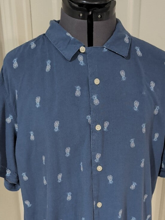Newport Isle Navy Button-Down Shirt with Light-Blue Pineapple Print Men's XL