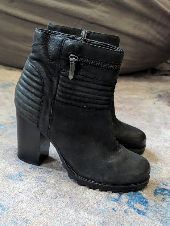 Sam Edelman Black Quilted Ankle Heeled Moto Boots with Side Zipper Women's 9.5