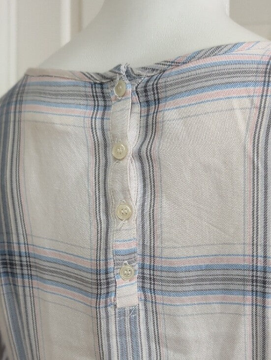 led Luxury Essentials Denim Cream and Blue Plaid Ruffle Waist Tunic Women's M