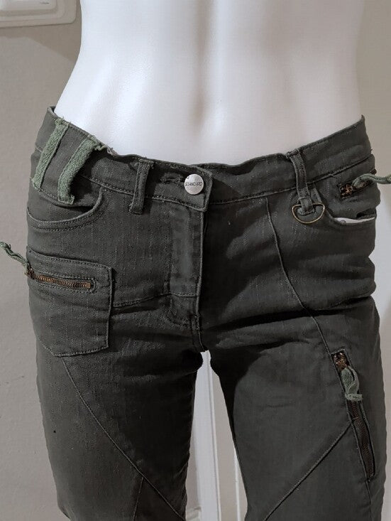 Standard Stylish Slim Utility Cargo Pants Women's 7 (Small) US Luxe