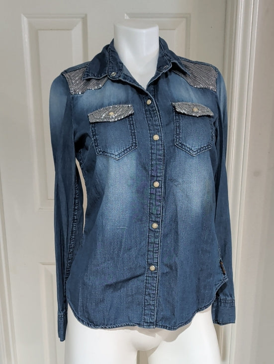 Seven7 Embellished Blue Denim Button-Down Shirt Women's Small 100% Cotton