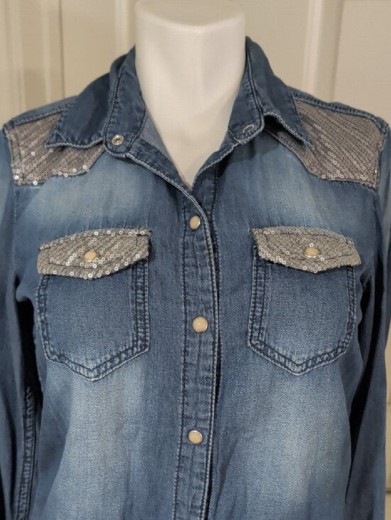 Seven7 Embellished Blue Denim Button-Down Shirt Women's Small 100% Cotton