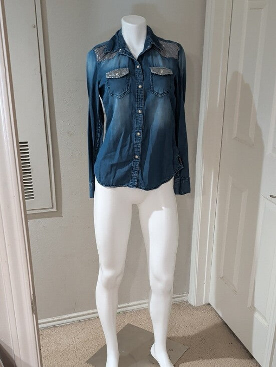 Seven7 Embellished Blue Denim Button-Down Shirt Women's Small 100% Cotton