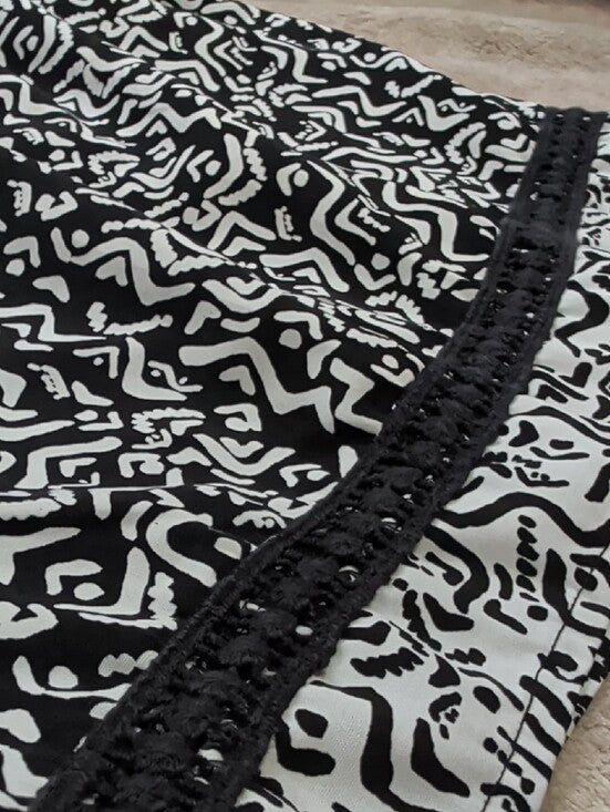 Xhilaration Black & White Printed Elastic Waist Shorties Women's XL