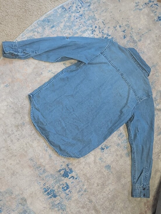 Sean John Kids Light Blue Denim Button-Down Shirt with Patch Details Boy's Small