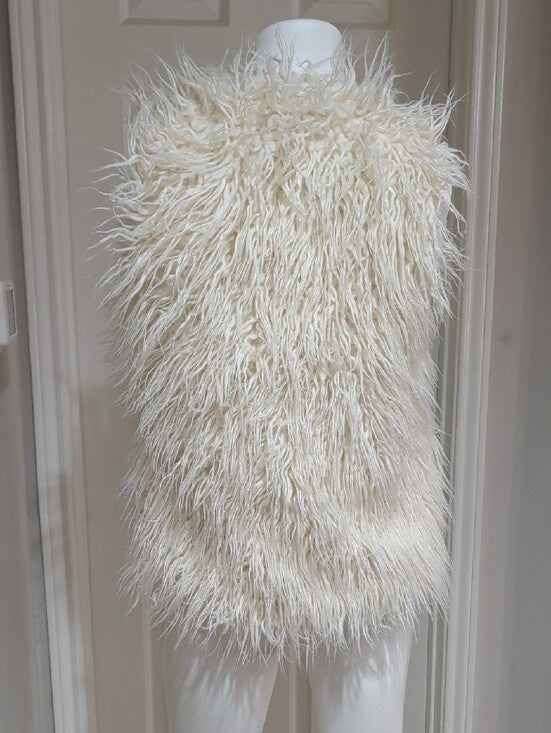Mossimo Supply Co. Cream Faux Fur Sleeveless Vest Women's XS US