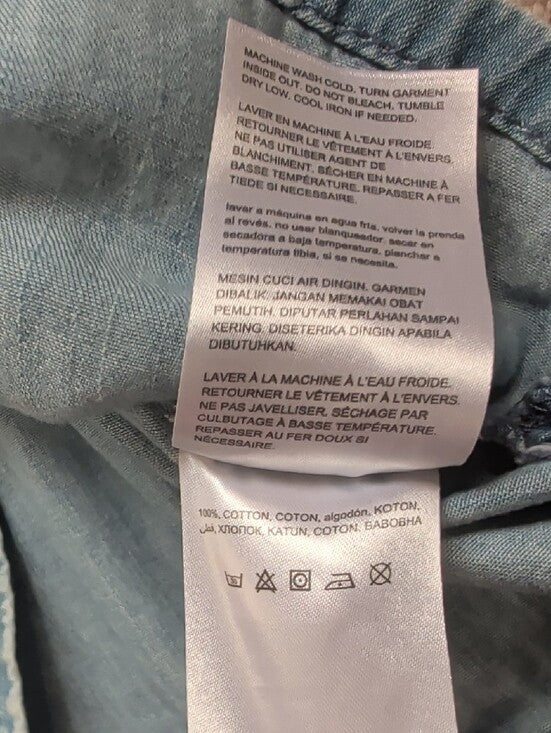 bebe Light Blue Denim Button-Front Crop Shirt Women's Small 100% Cotton