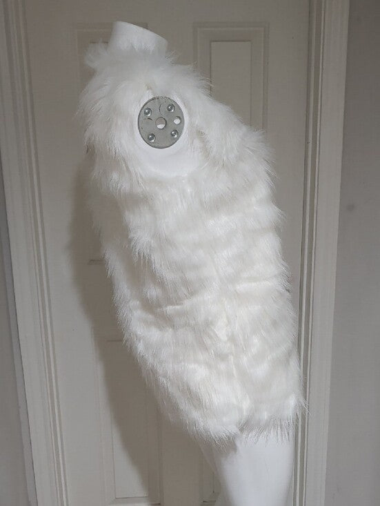 NWT Youhan White Faux Fur Sleeveless Vest Women's Small