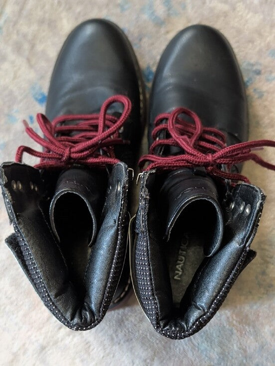 Nautica Men’s Black Ankle Boots with Burgundy Laces and Branded Strap Size 6 US