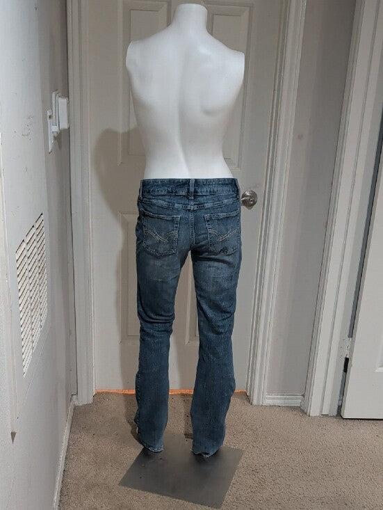 Wrangler Bootcut Jeans in Faded Blue - Women's Size 8 US (Juniors 9)